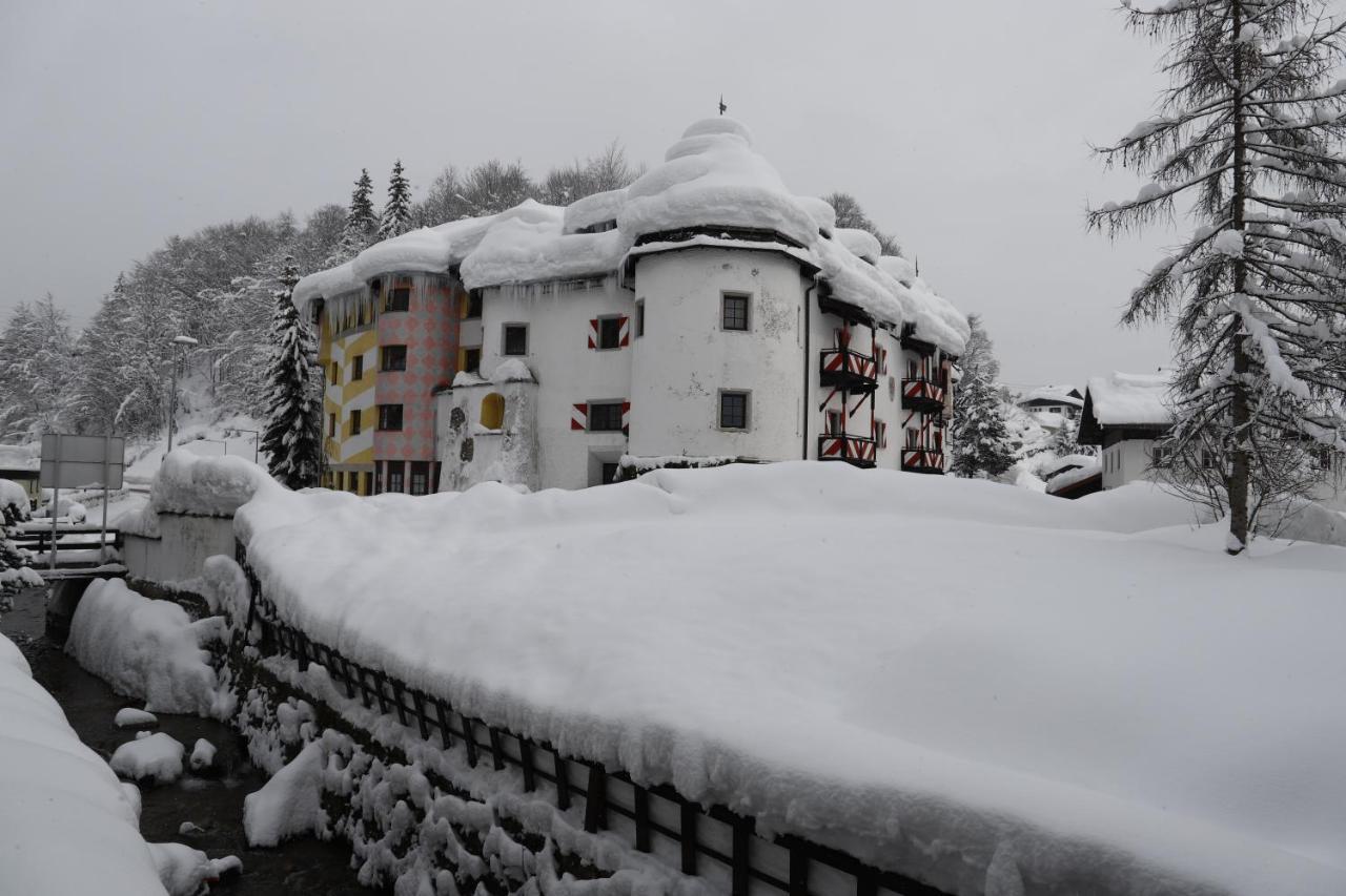 Family Hotel Schloss Rosenegg Fieberbrunn Eksteriør bilde